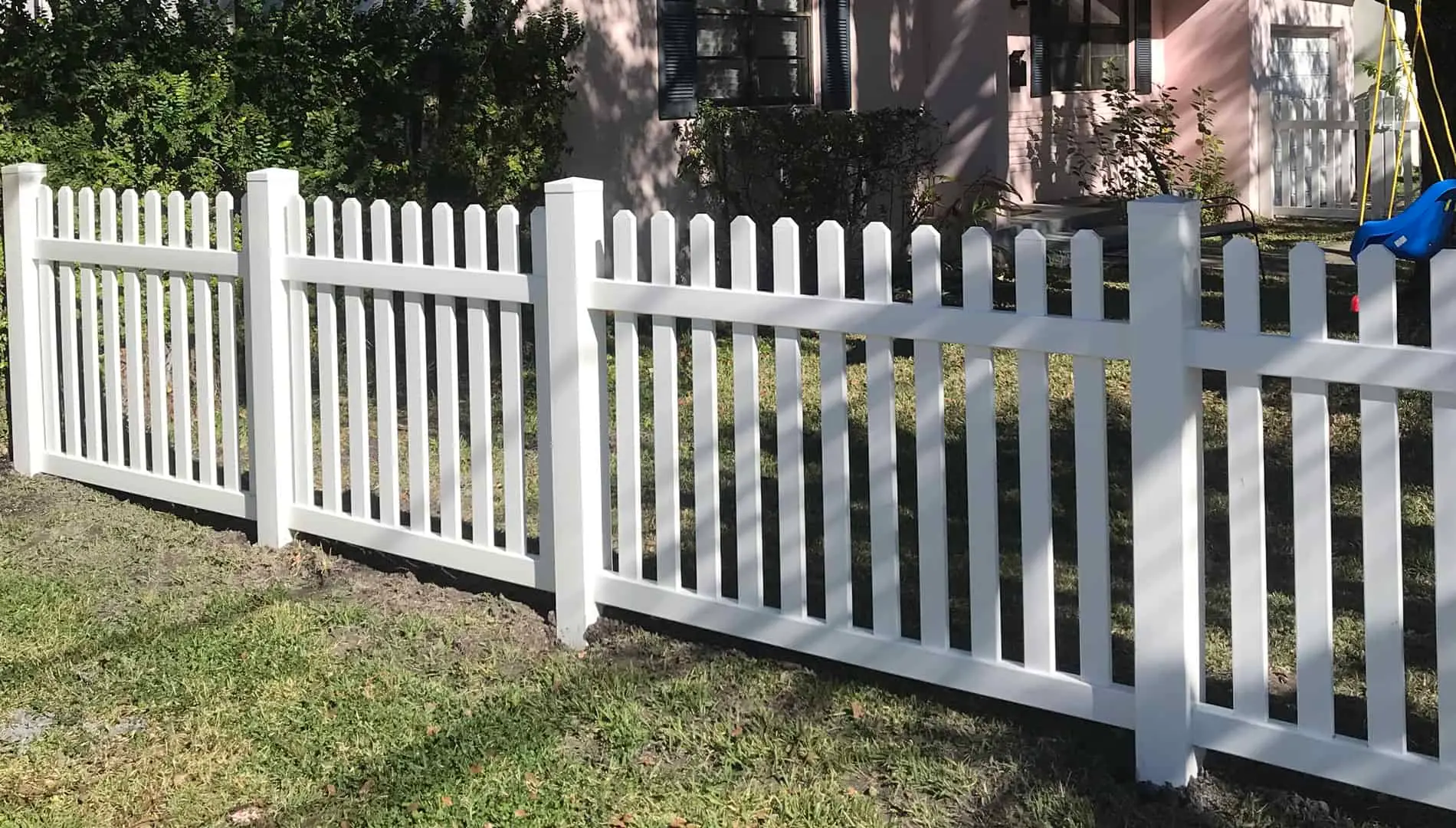 Find a Davenport Fence Company That Prioritizes Exceptional Craftsmanship