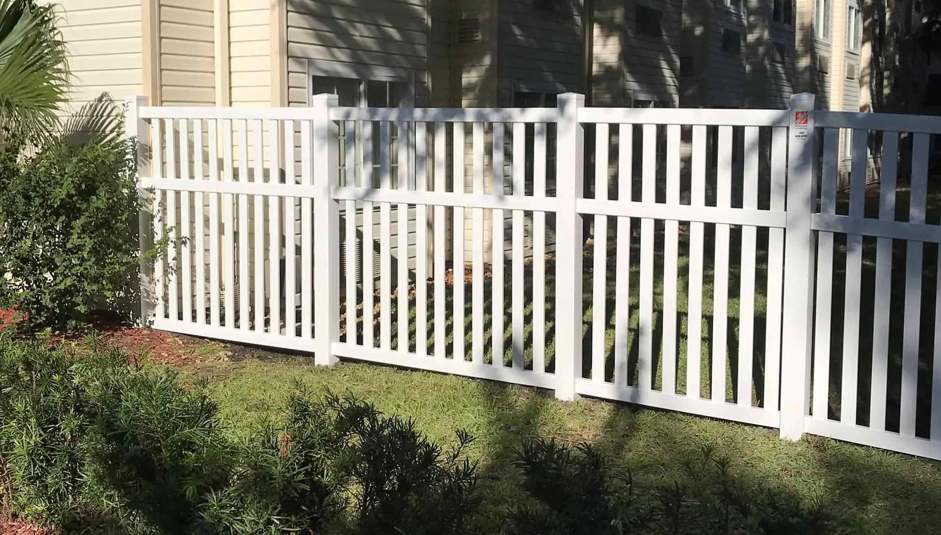 Tips on Choosing the Best Vinyl Fence Style for Your Property