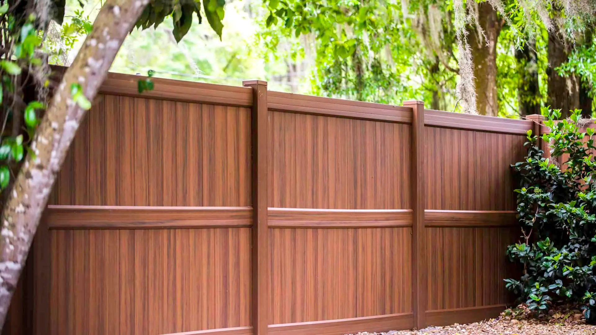 Fontana Fence Company Presents 5 Creative Fence Design Ideas