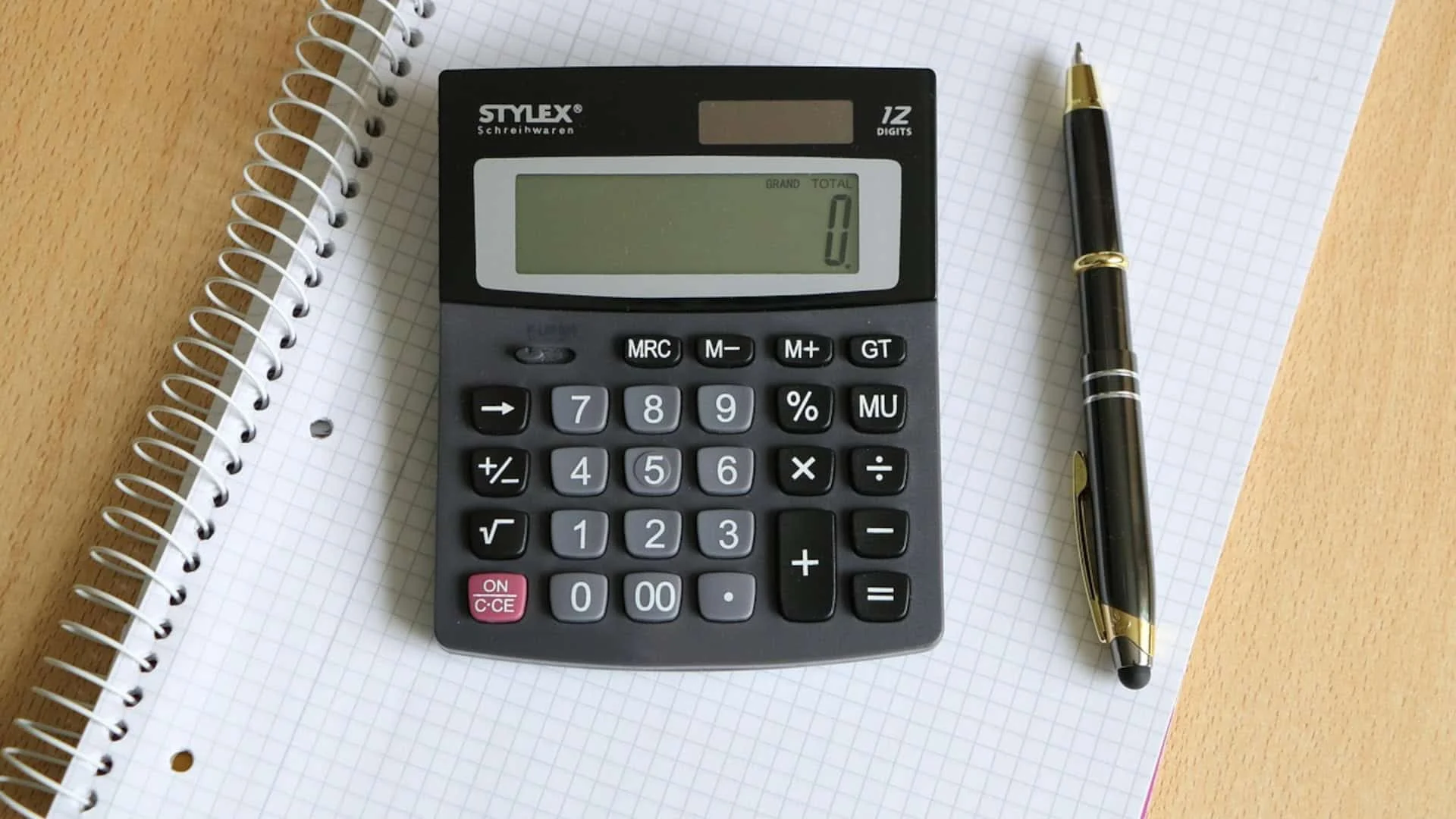 How You Can Save Time and Money with a Fence Calculator – Houston TX