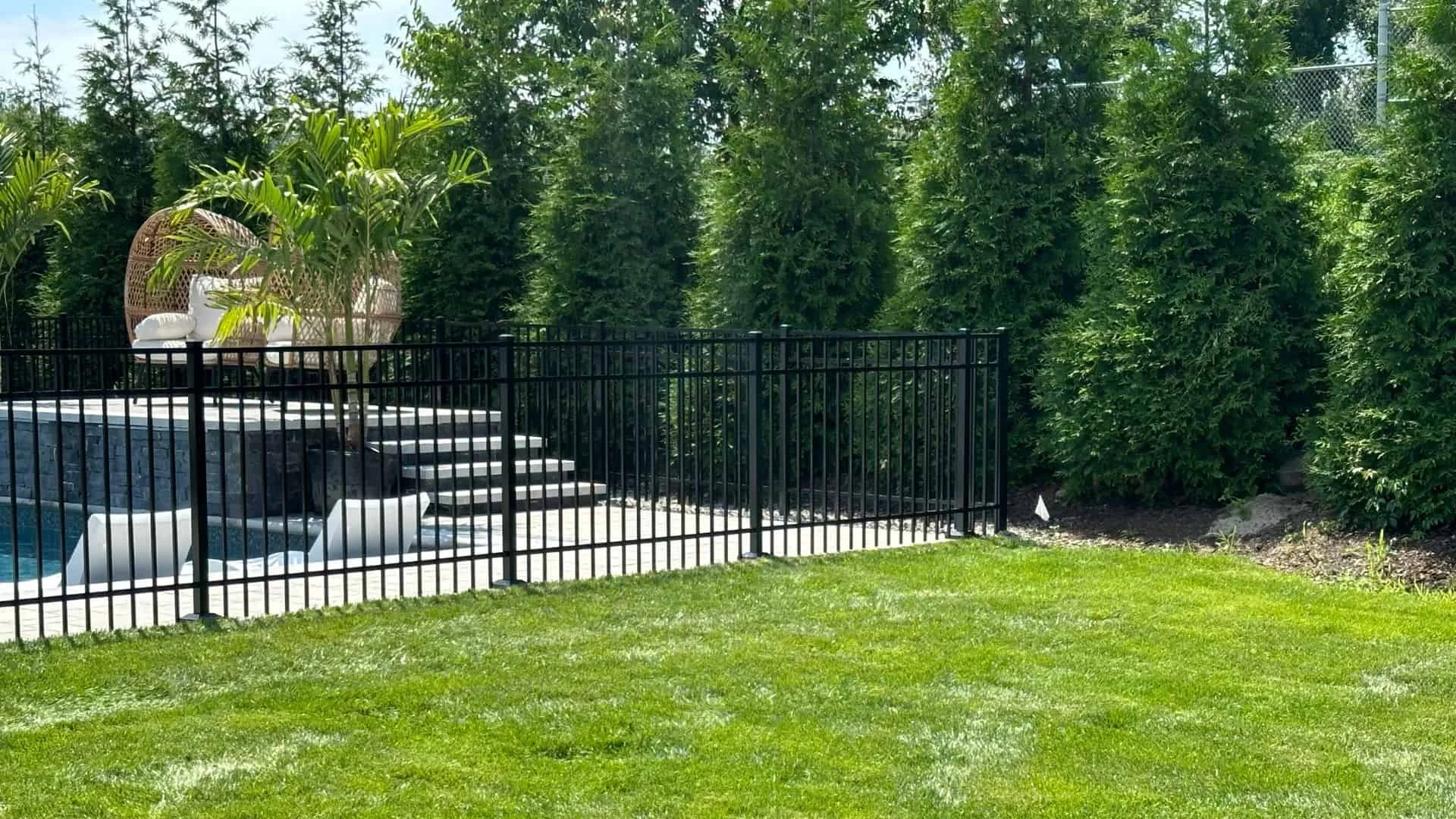 fencing your yard Hartford County CT
