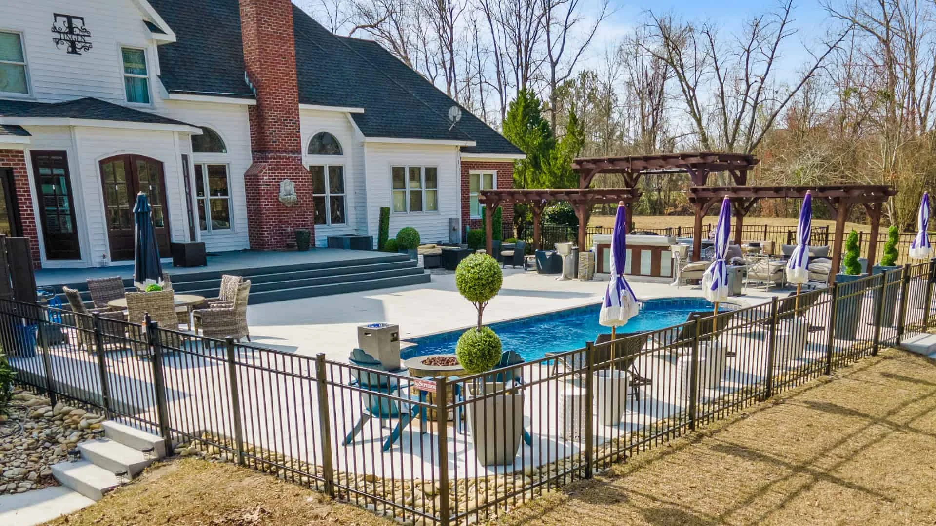 Make A Splash With Pool Fence Companies Noblesville Indiana