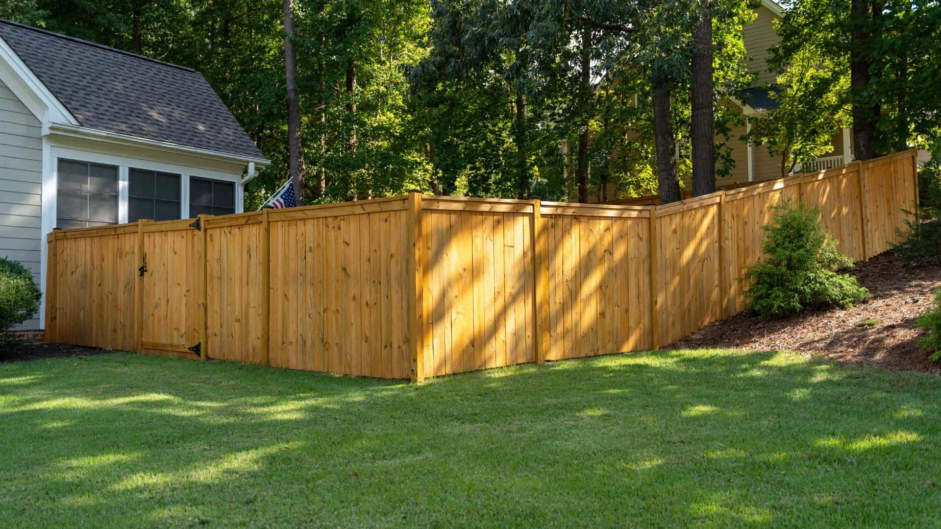 Wood Privacy Wall Ideas For Private Outdoor Living