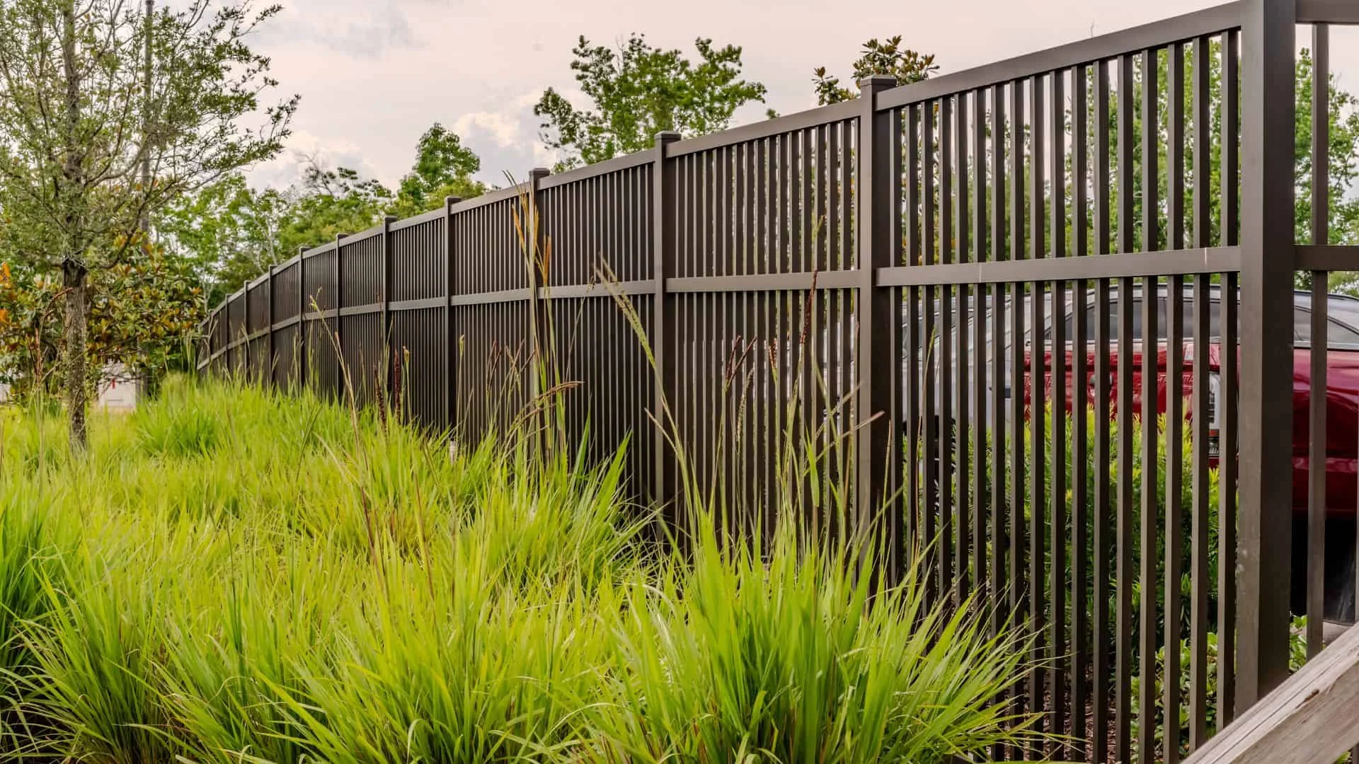 commercial fence builders