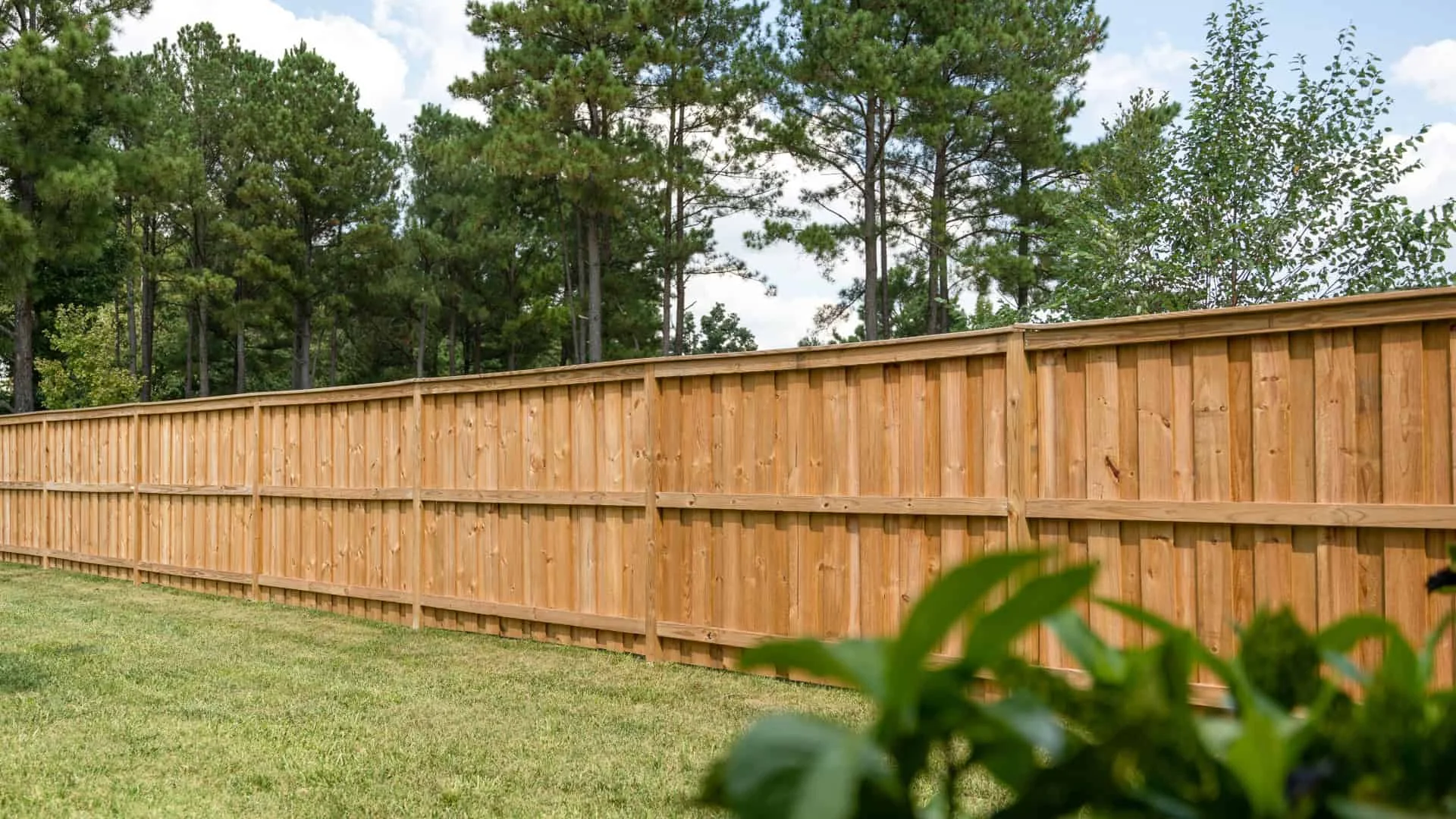 Most Trusted Wood Fence Installation Near Me in Kansas City, KS