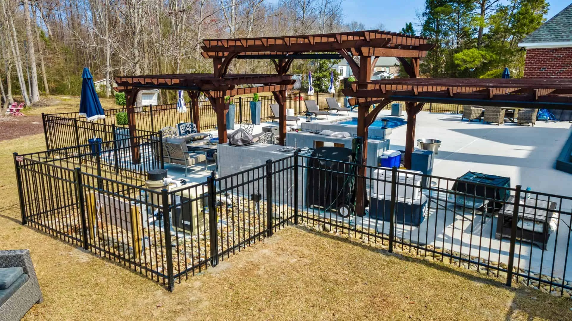 aluminum pool fence people near me