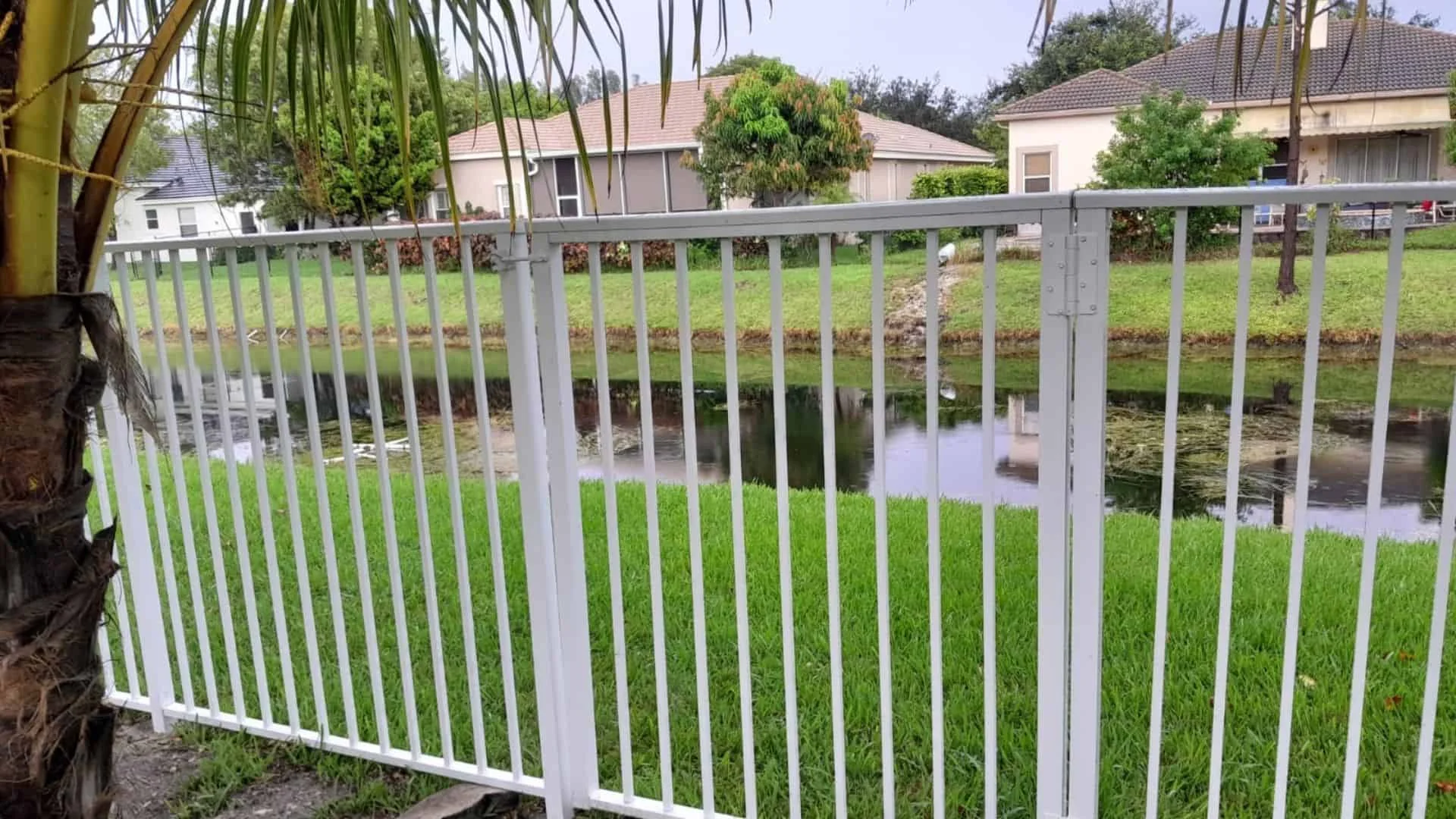 Gates and fences near me Fort Lauderdale
