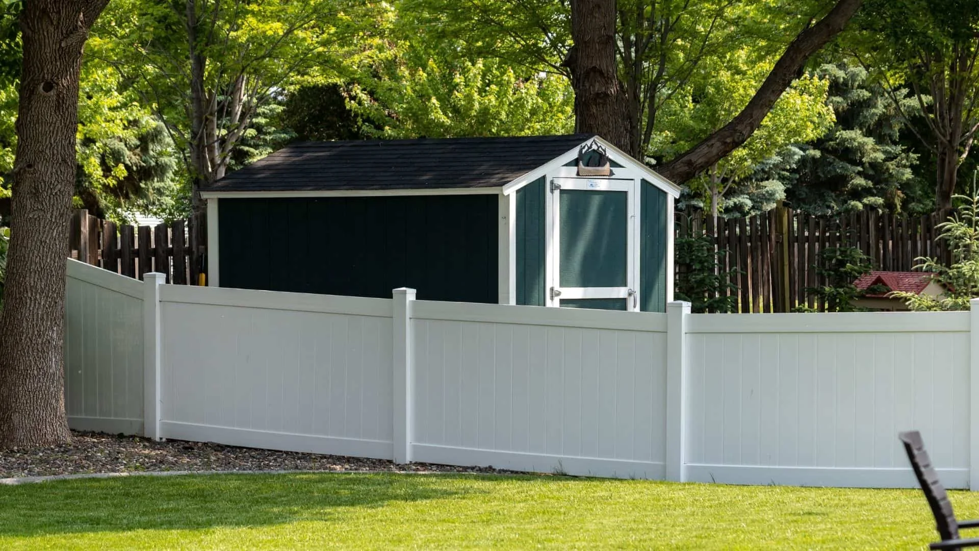 Upgrading Your Home With a Solid Vinyl Fence