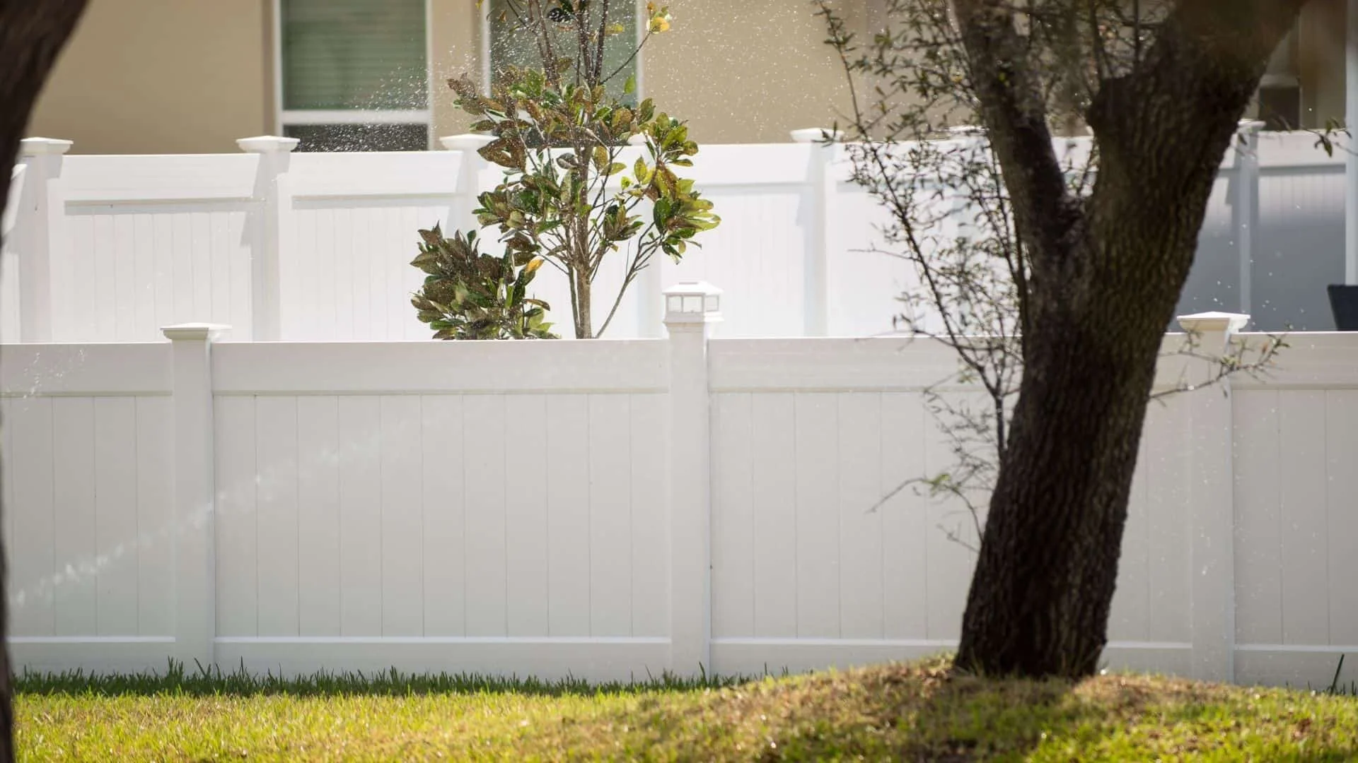 What You Need to Know to Choose the Right Fence Builder in St. Charles, MO