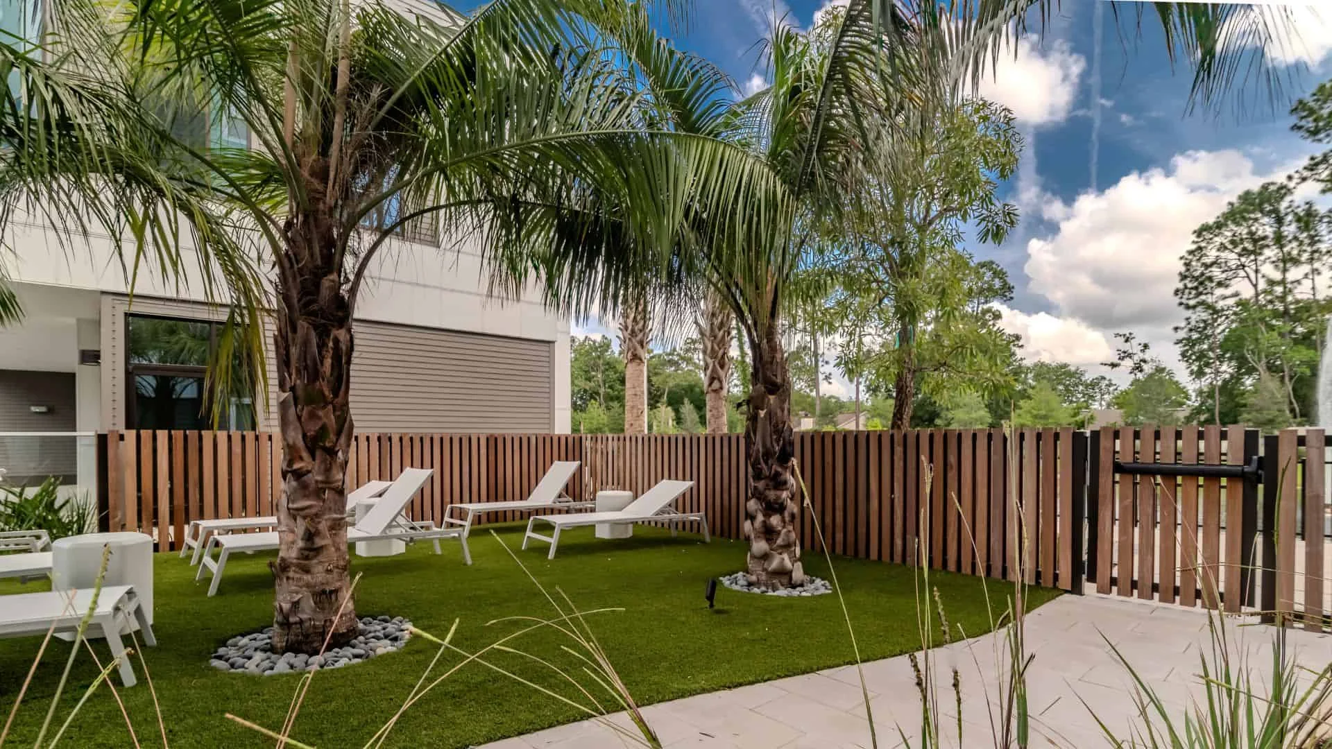 Looking For A Great Fence Outlet In Central FL? Believe It Or Not, The Best Choice Is Superior Fence & Rail!