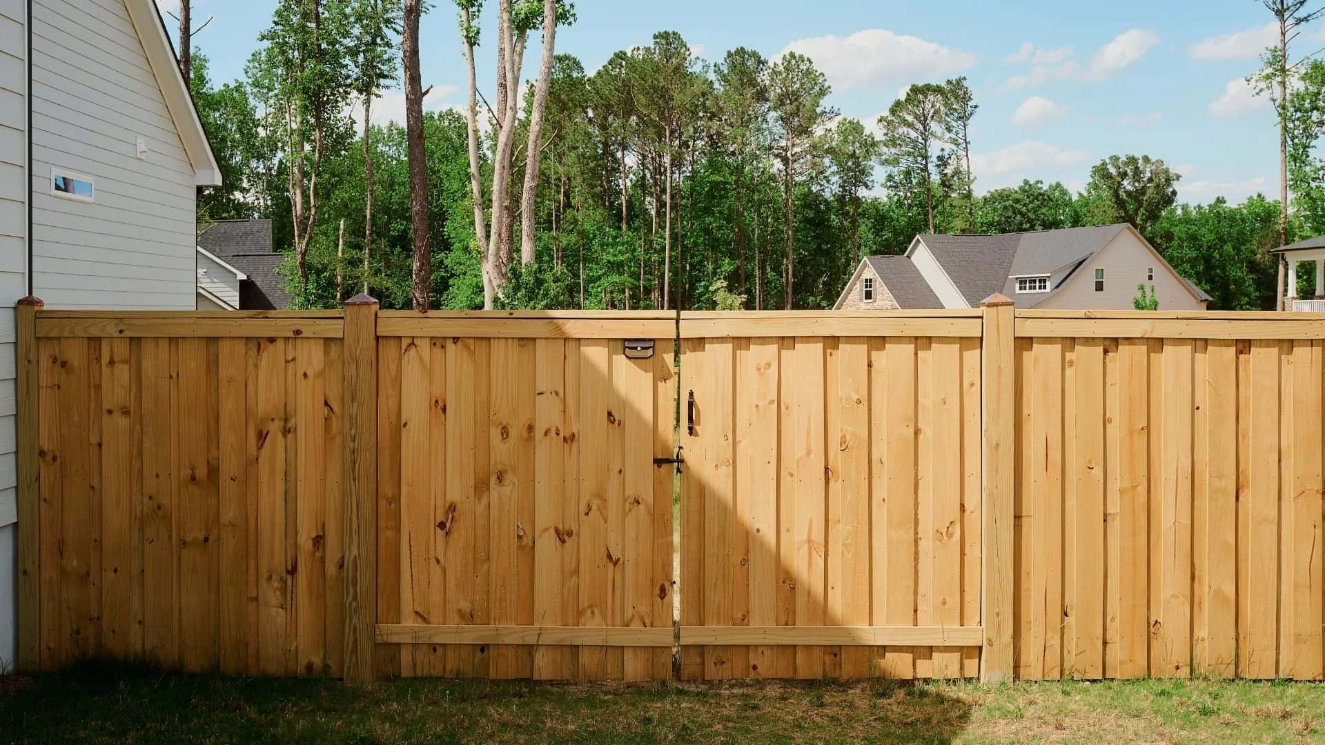 5 Popular Fencing Options from a Trusted Belleville Fence Company